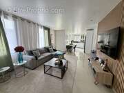 Maison à MARCILLY-EN-VILLETTE