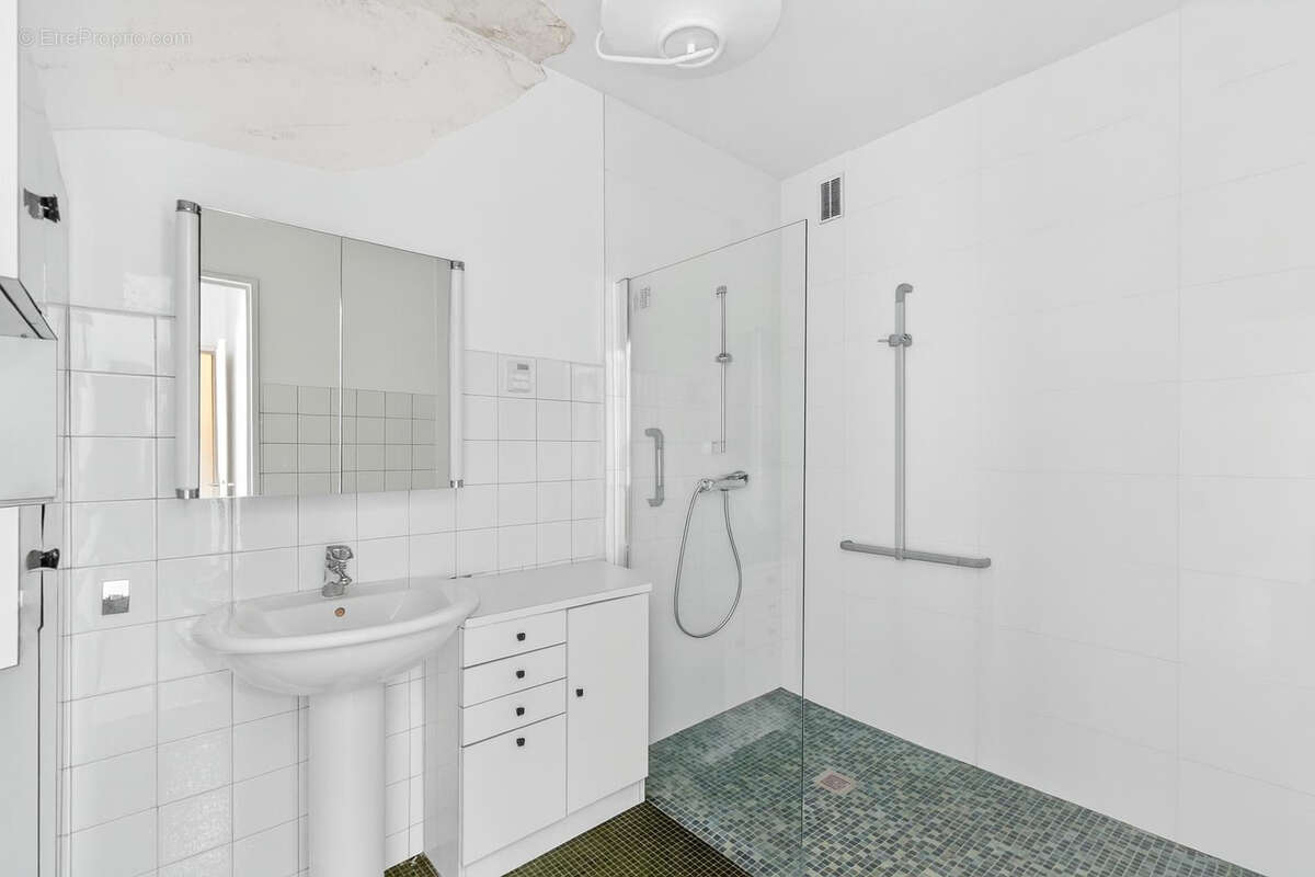 Appartement à PARIS-19E