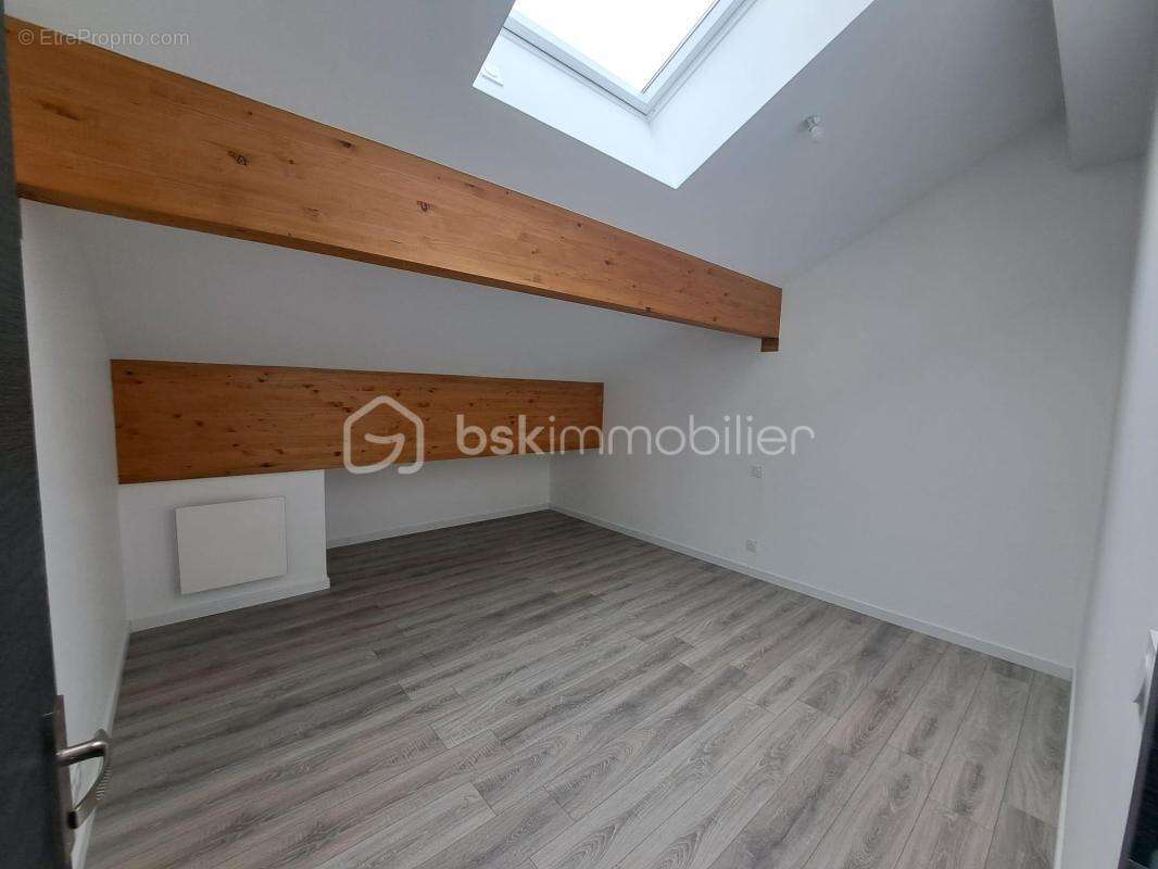 Appartement à BOIS-D'AMONT