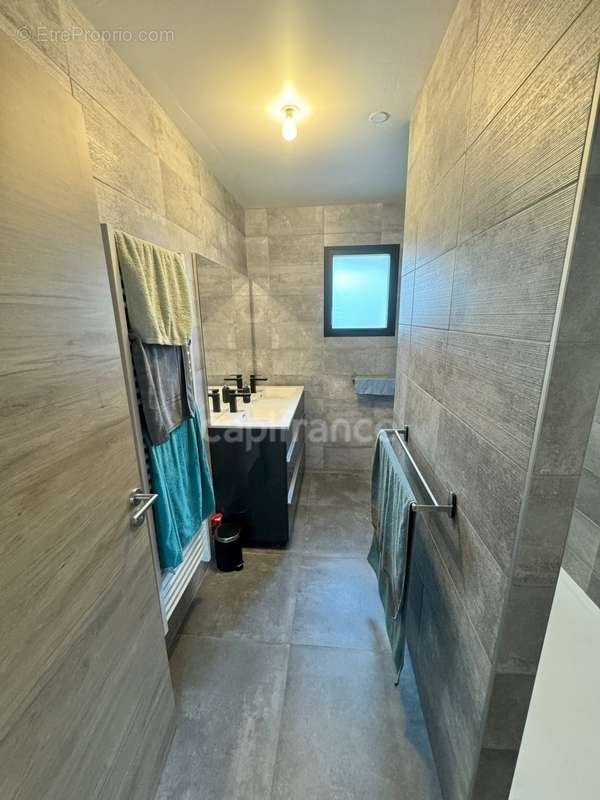 Maison à PLOUNEOUR-TREZ