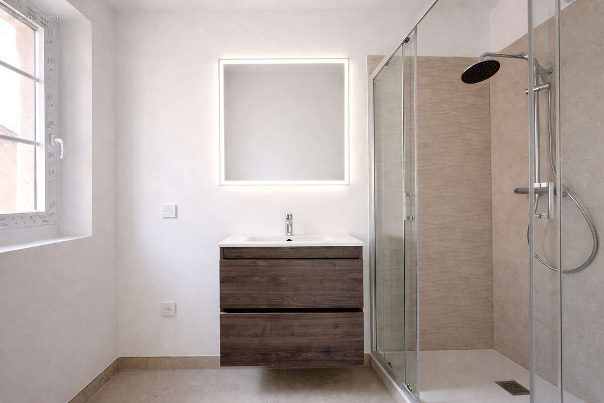 Appartement à AUBAGNE