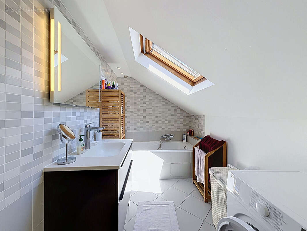 Appartement à ANNECY-LE-VIEUX