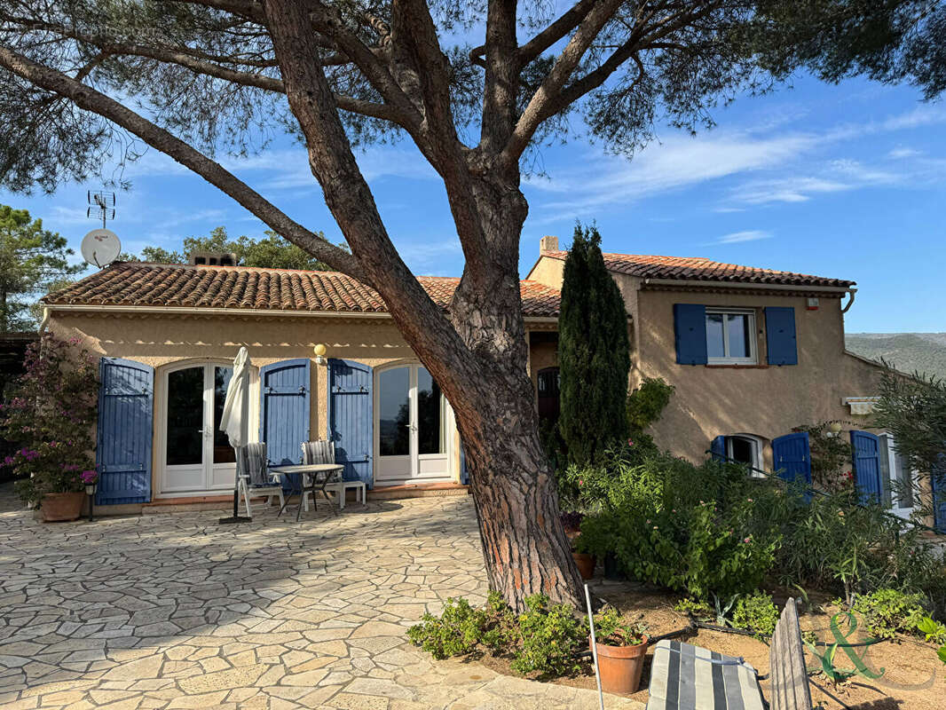 Maison à BORMES-LES-MIMOSAS