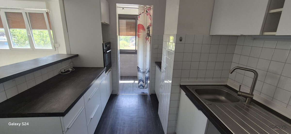 Appartement 73 m² à Frejus  - photo 7