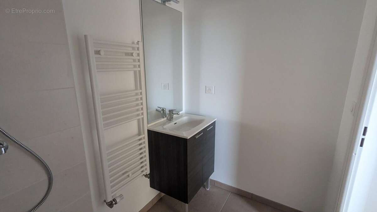 Appartement à CHENOVE