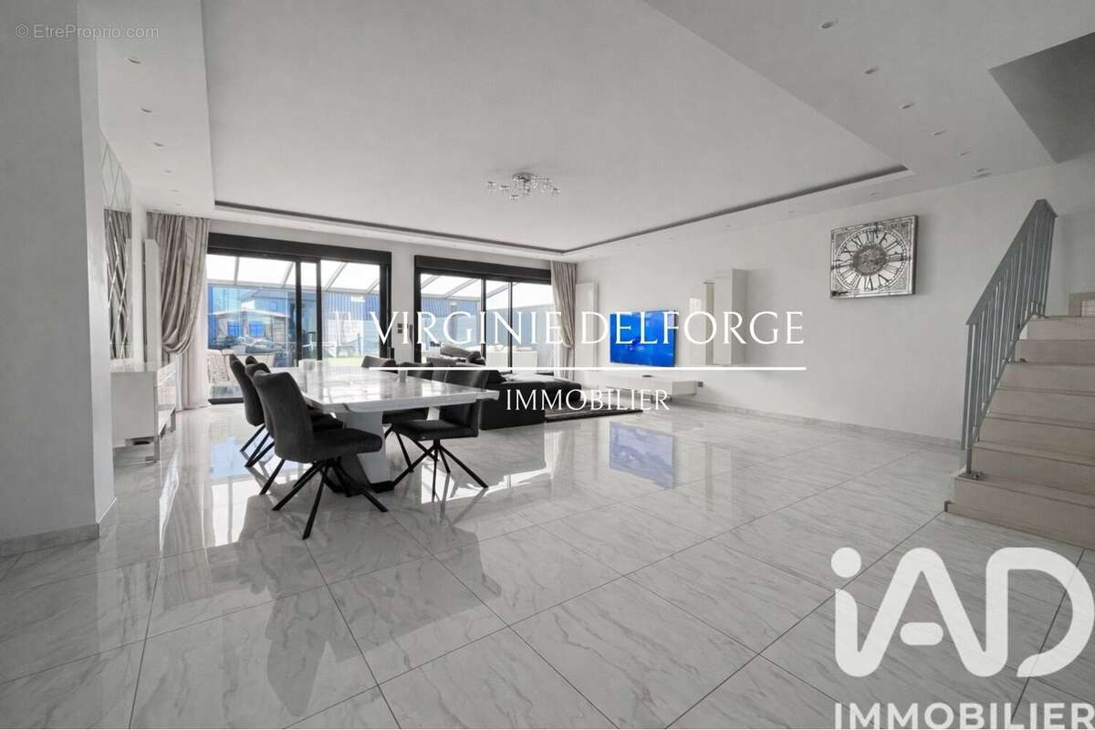 Photo 2 - Maison à LESQUIN