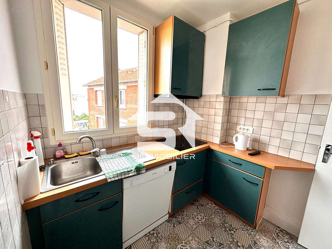 Appartement à FONTENAY-SOUS-BOIS