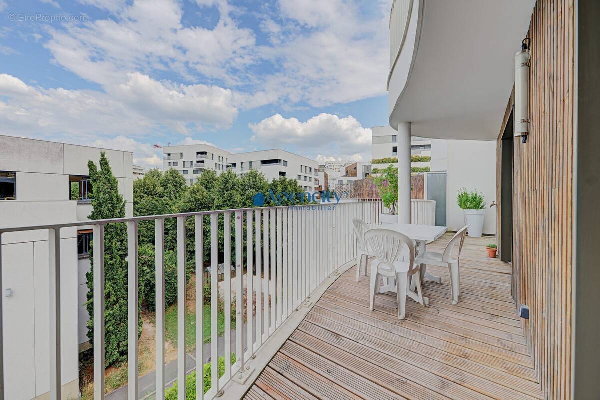 terrasse - Appartement à NOISY-LE-GRAND