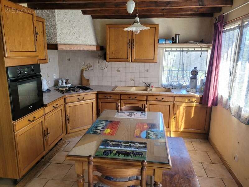 VALIGNY ( 03 ) A Vendre Maison de village 4 chambres  180m2  + appartement 1 chambre 43m2 - photo 7