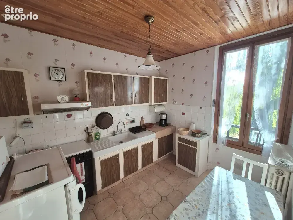 Orgerus tout a pied  maison sur 1185 m2 constructibles - photo 6