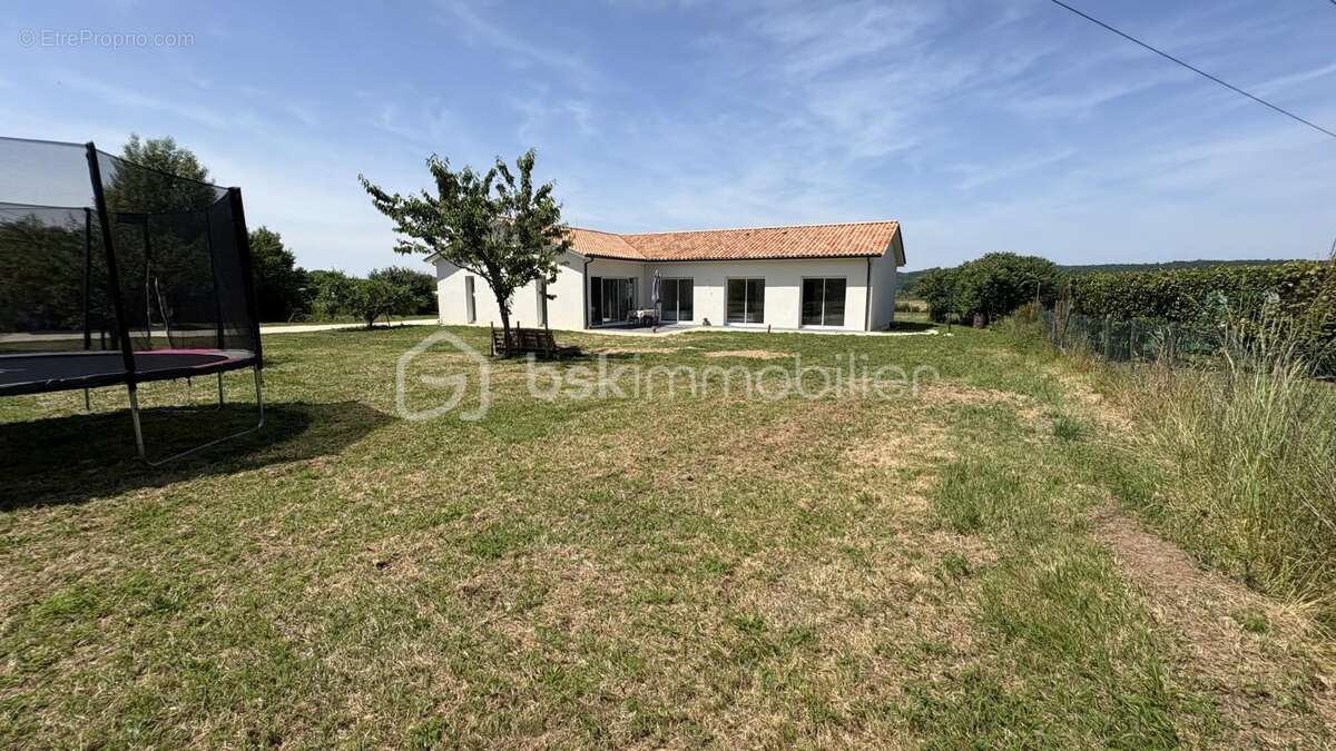 Maison à SAINT-GERMAIN-ET-MONS