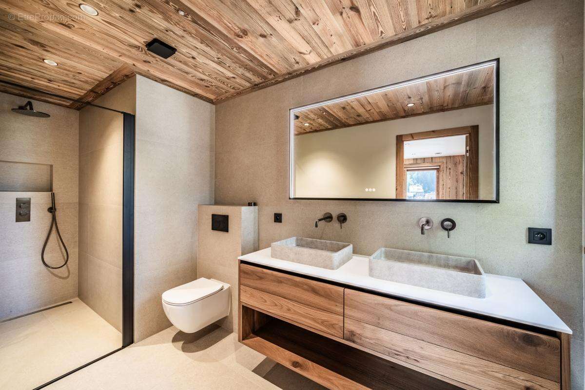 Luxueux chalet neuf en plein cœur des Gets - photo 7