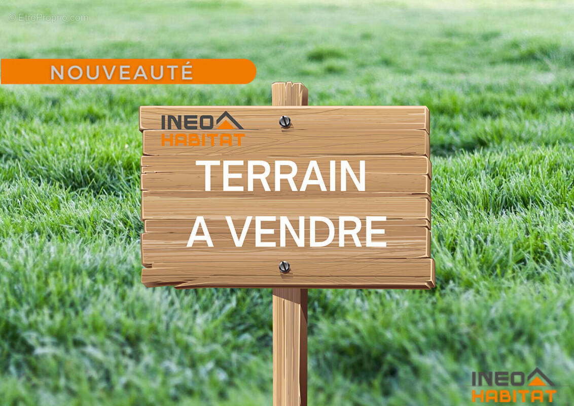 Terrain à BOURG-DES-COMPTES