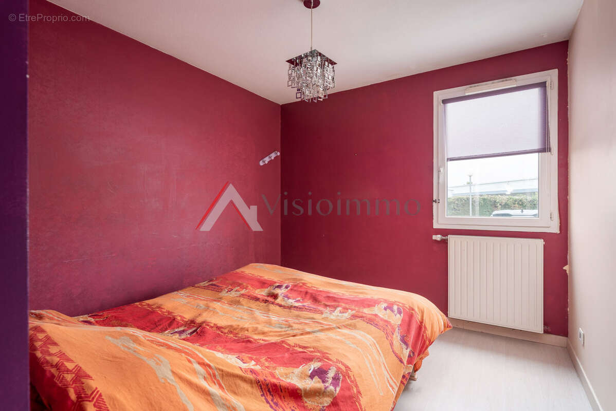 Appartement à LE PONT-DE-CLAIX