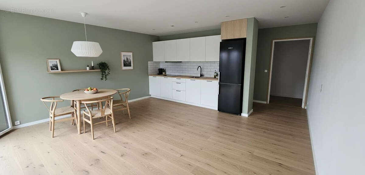 Appartement à CHALLES-LES-EAUX