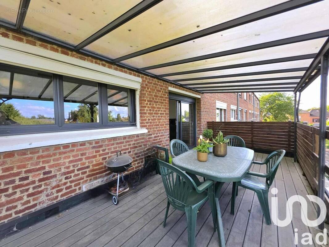 Photo 1 - Maison à ETROEUNGT