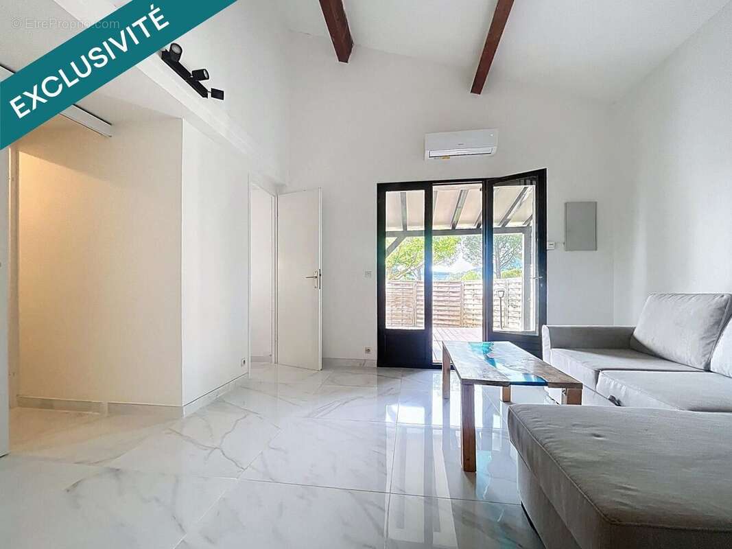 Photo 2 - Maison à BAGNOLS-EN-FORET