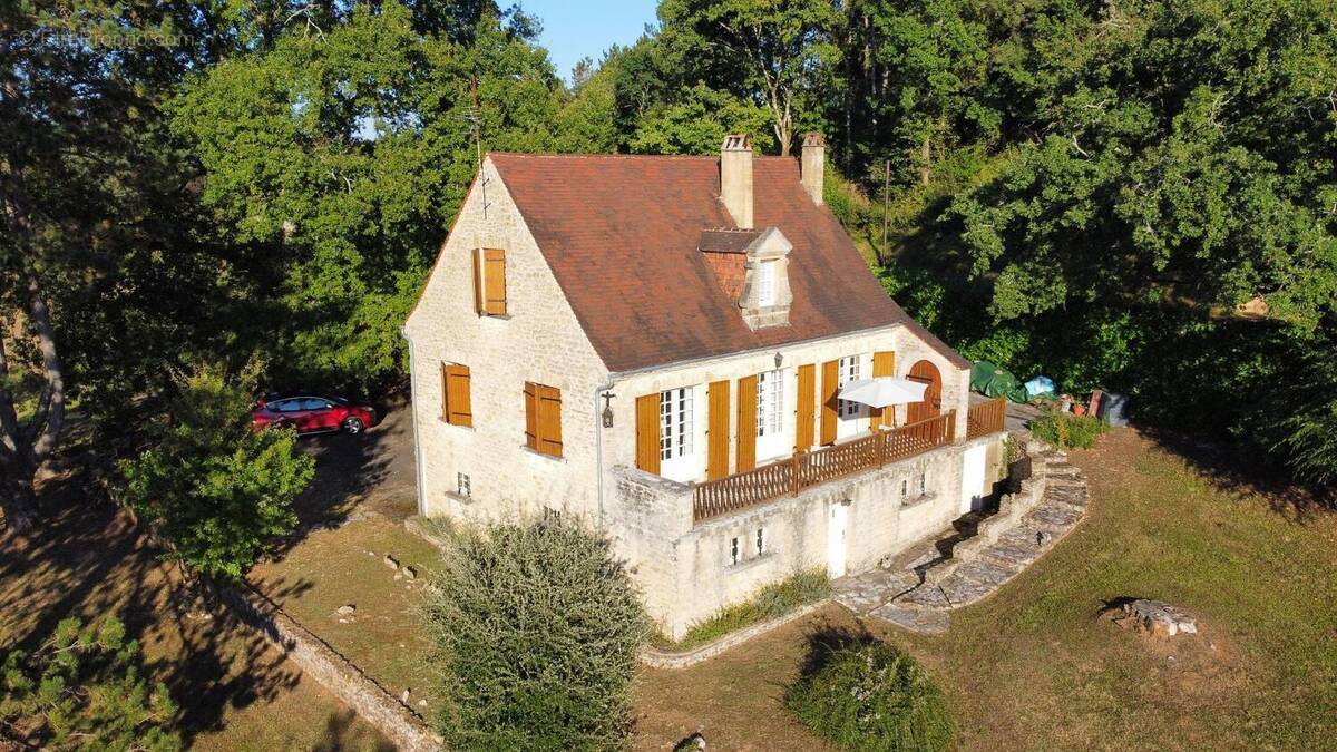 RemoteMediaFile_6553912_0_2021_09_06_18_34_34.JPG - Maison à BEYNAC-ET-CAZENAC