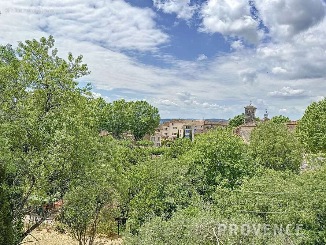 Maison à VILLECROZE