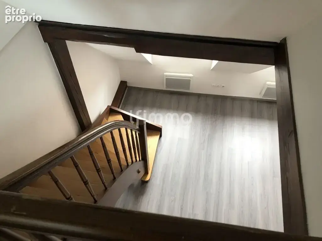 Immeuble vide 3 appartements et 1 commerce - photo 13