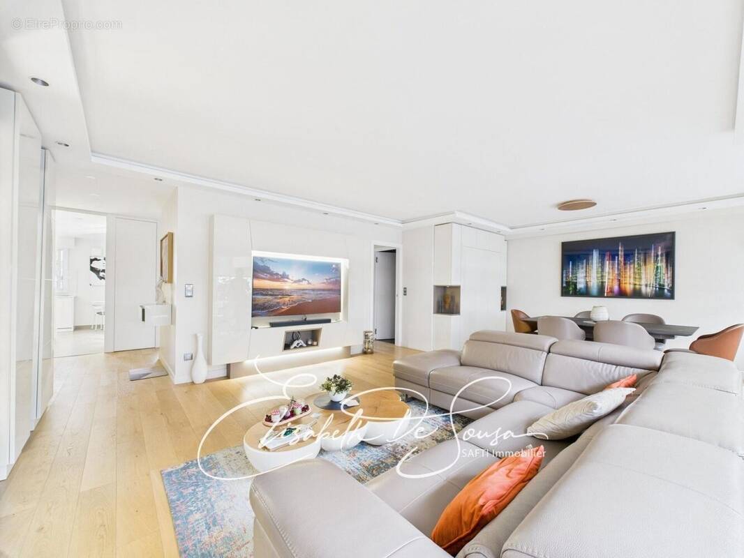 Photo 1 - Appartement à PARIS-15E