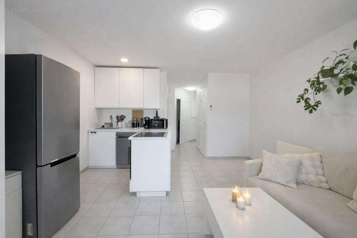 Appartement à LE CANNET