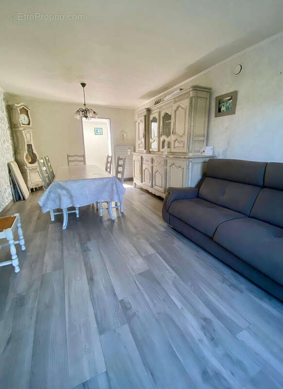 Maison familiale avec jardin et garage   quartier calme Saint-Martin - photo 11