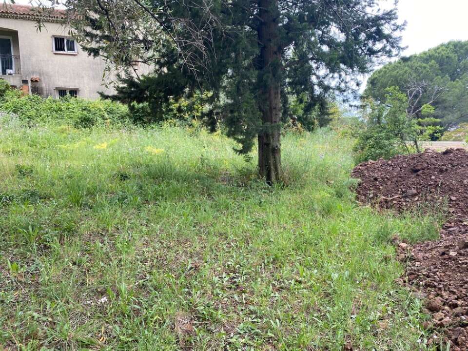 Terrain à LA GARDE