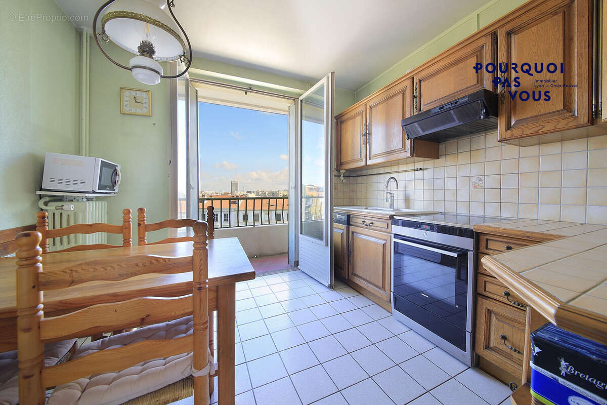 Appartement à LYON-8E