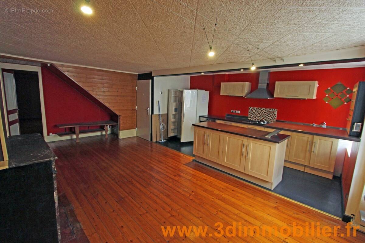 Appartement à LONS-LE-SAUNIER