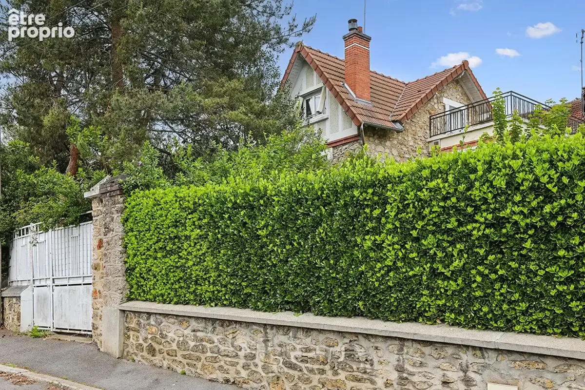 Maison à SAVIGNY-SUR-ORGE