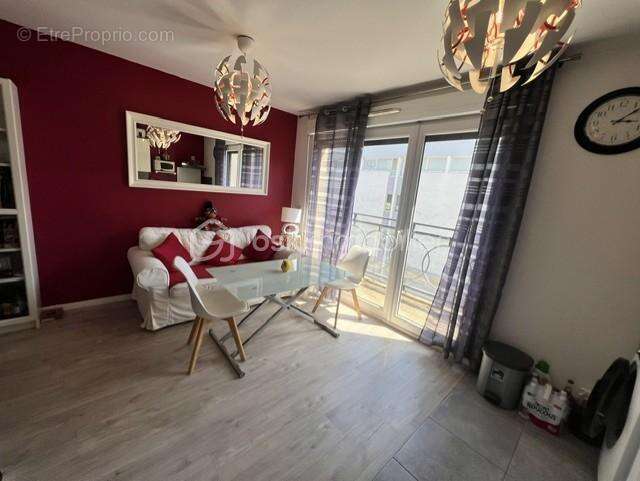 Bel appartement T2, 38m2, une chambre avec 2 balcons + un parking - photo 3