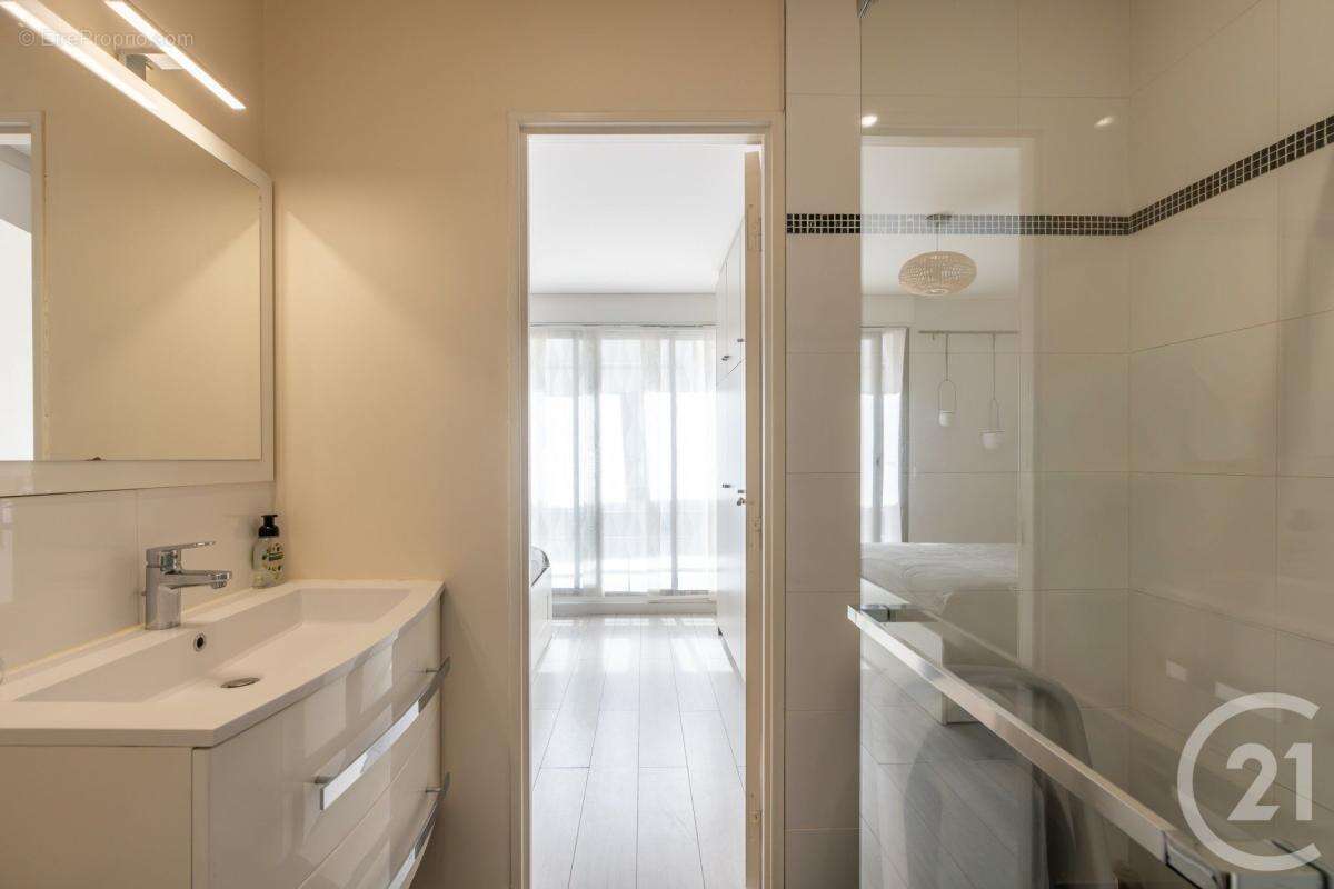 Appartement à FONTENAY-SOUS-BOIS