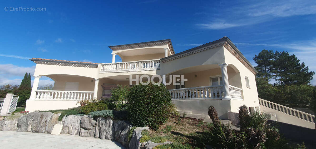 Maison à VILLENEUVE-DE-BERG