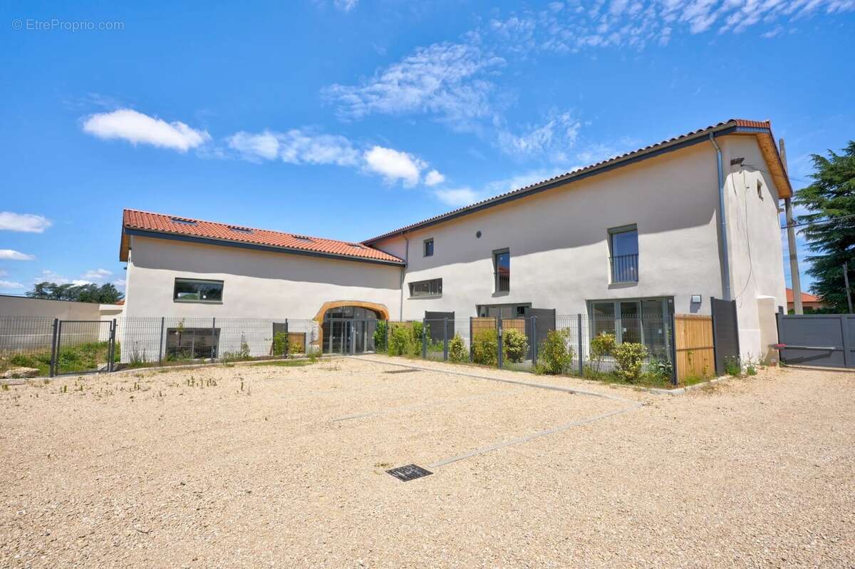 Appartement à LENTILLY