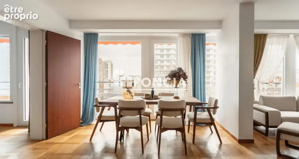 Exclusivite foncia - esplanade - tres beau 4 pieces - parking interieur - balcons - photo 2
