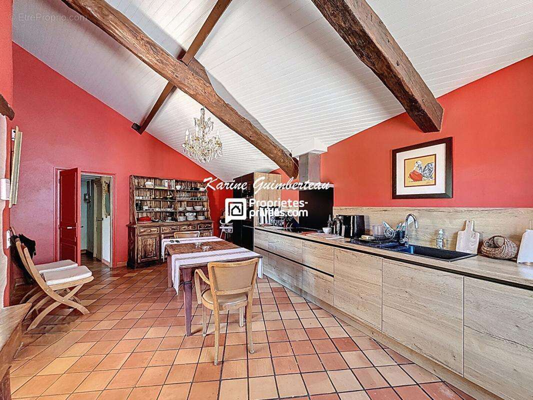 Maison de campagne avec vue dominante + piscine + gîte - photo 8