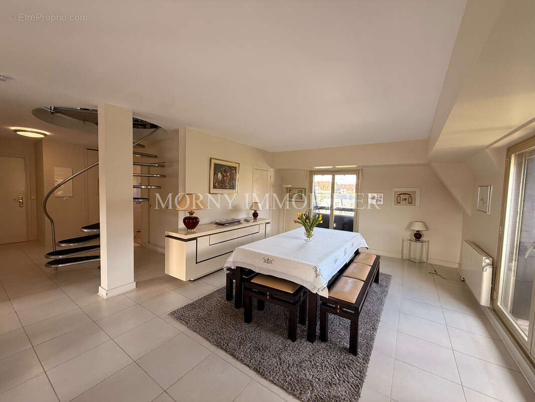 Appartement à DEAUVILLE