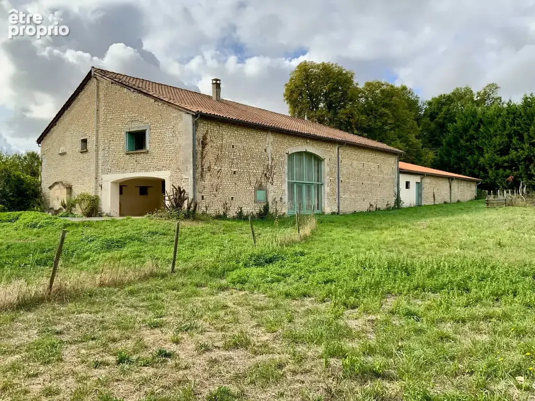 Corps de ferme à la campagne - photo 11