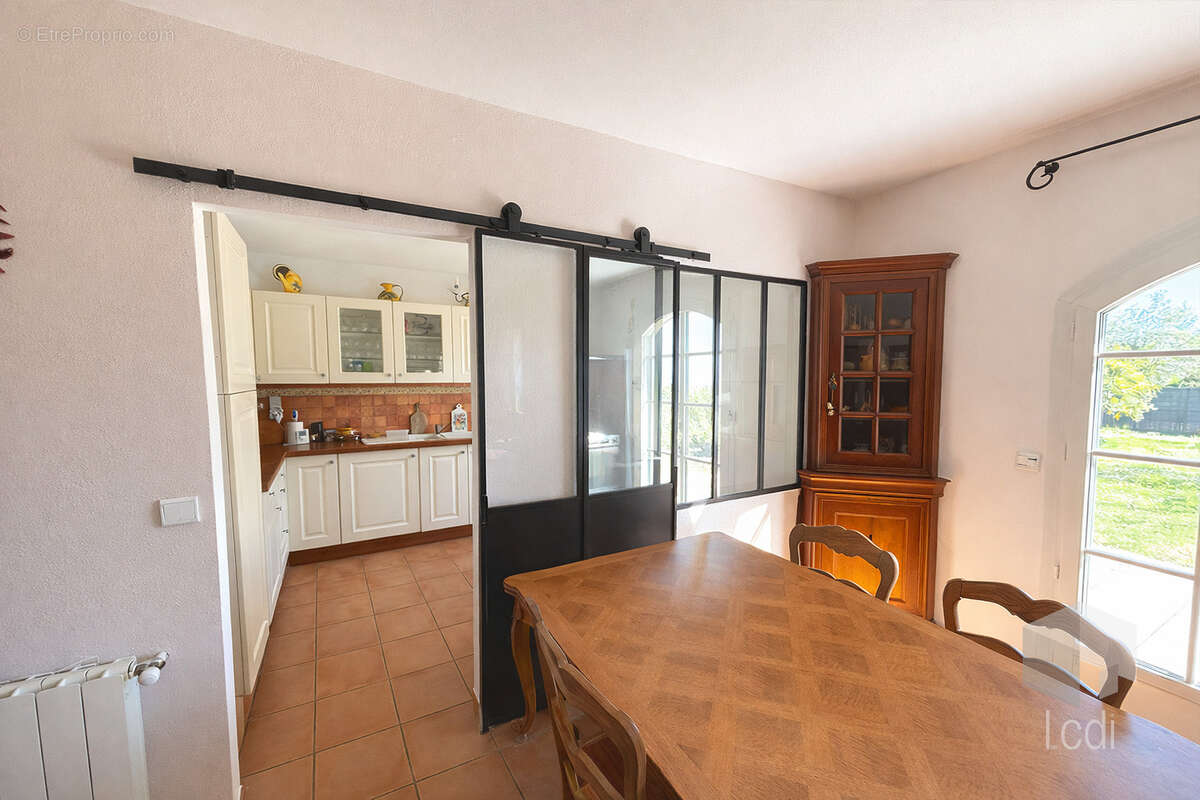 MONTELIMAR, maison de 130 m2, 5 chambres - photo 7