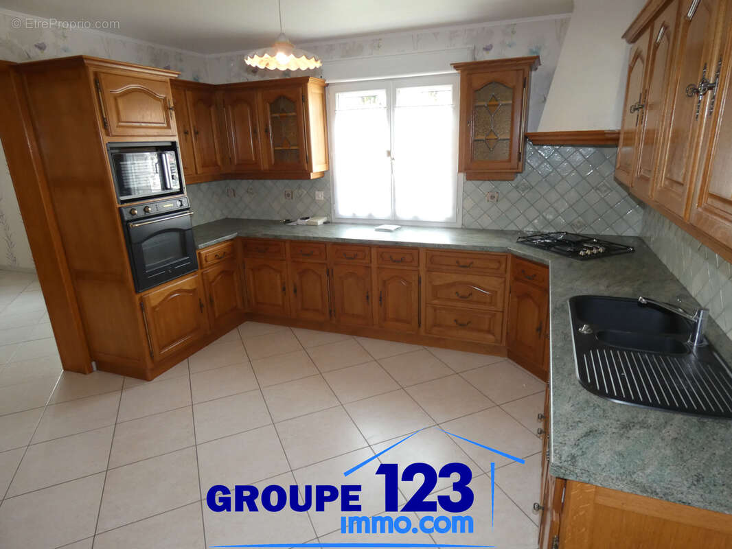 Maison à ARCES-DILO