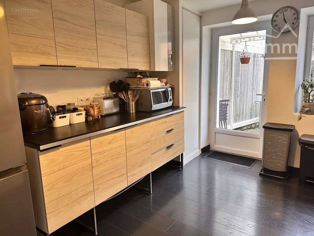 Maison à CONGIS-SUR-THEROUANNE