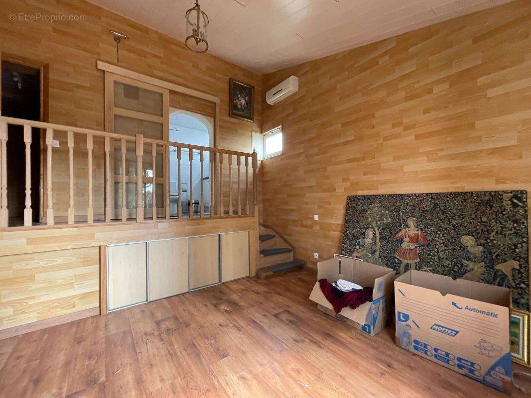 Maison à PORT-DES-BARQUES