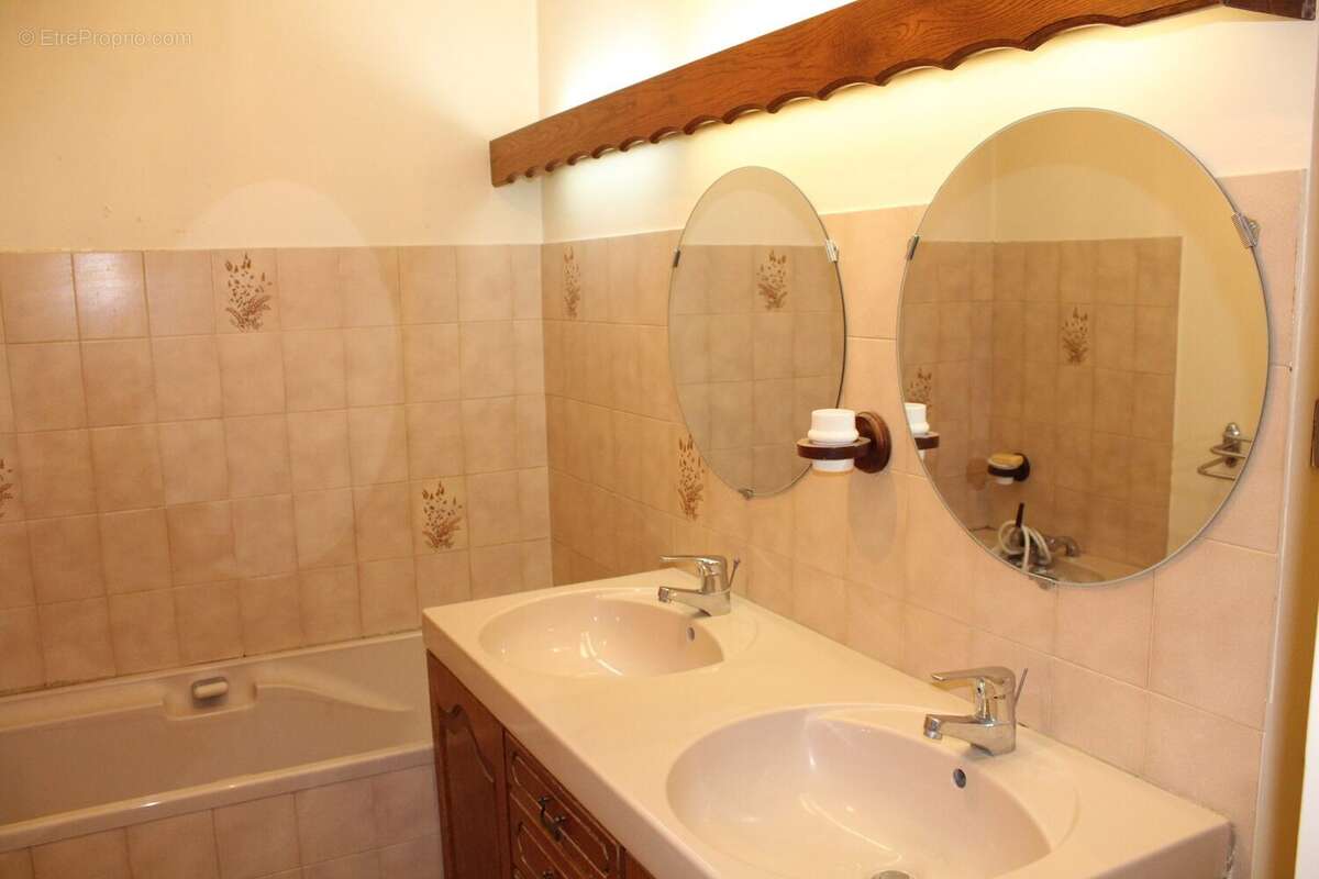 Appartement à LYON-6E