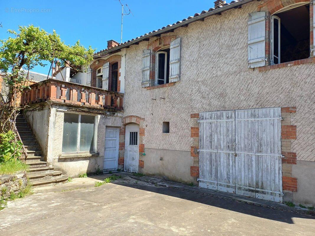 Maison à VILLEFRANCHE-DE-ROUERGUE