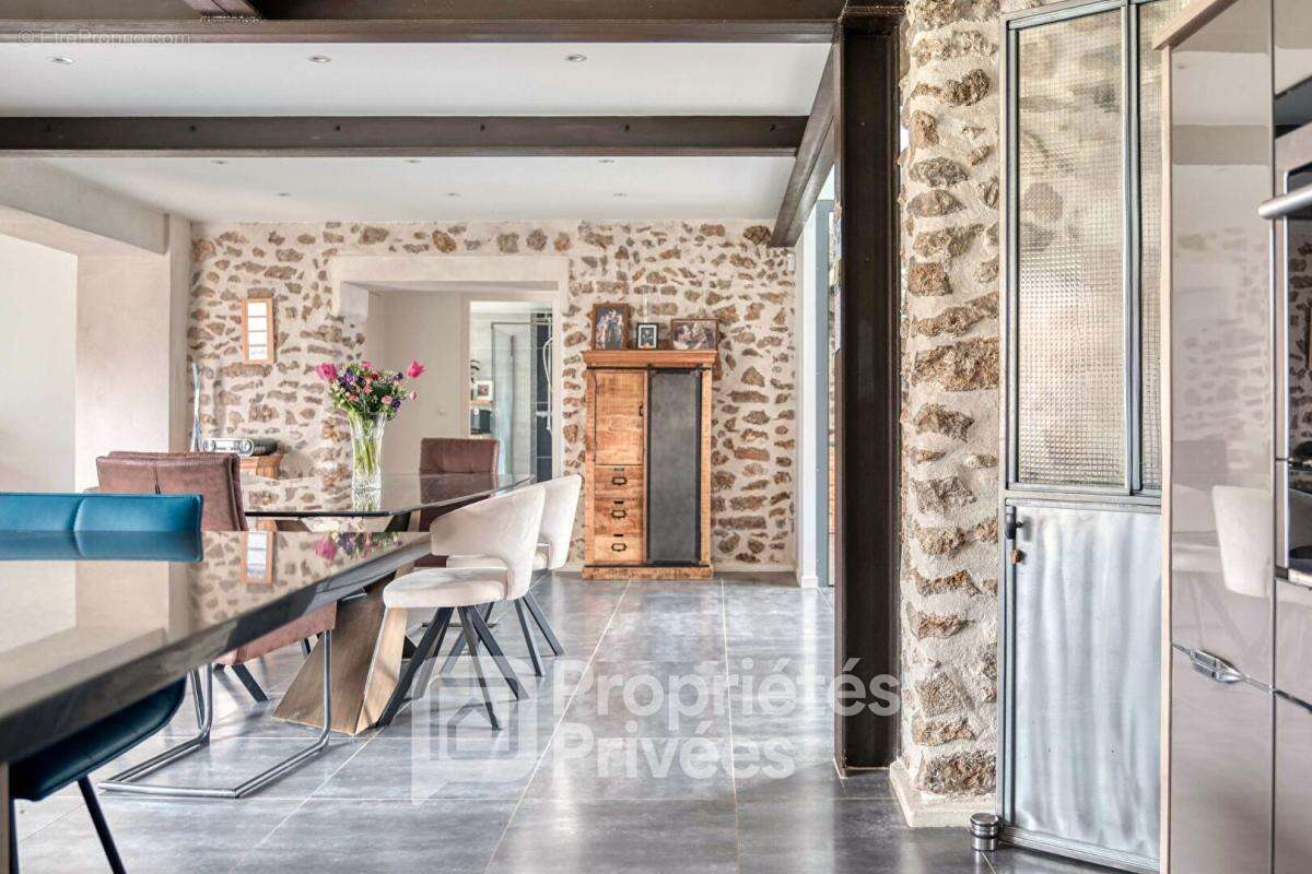 Maison à DOURDAN