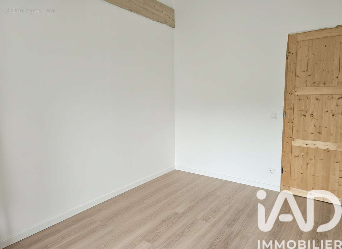 Maison 163 m² à Mauze-Sur-Le-Mignon  - photo 8