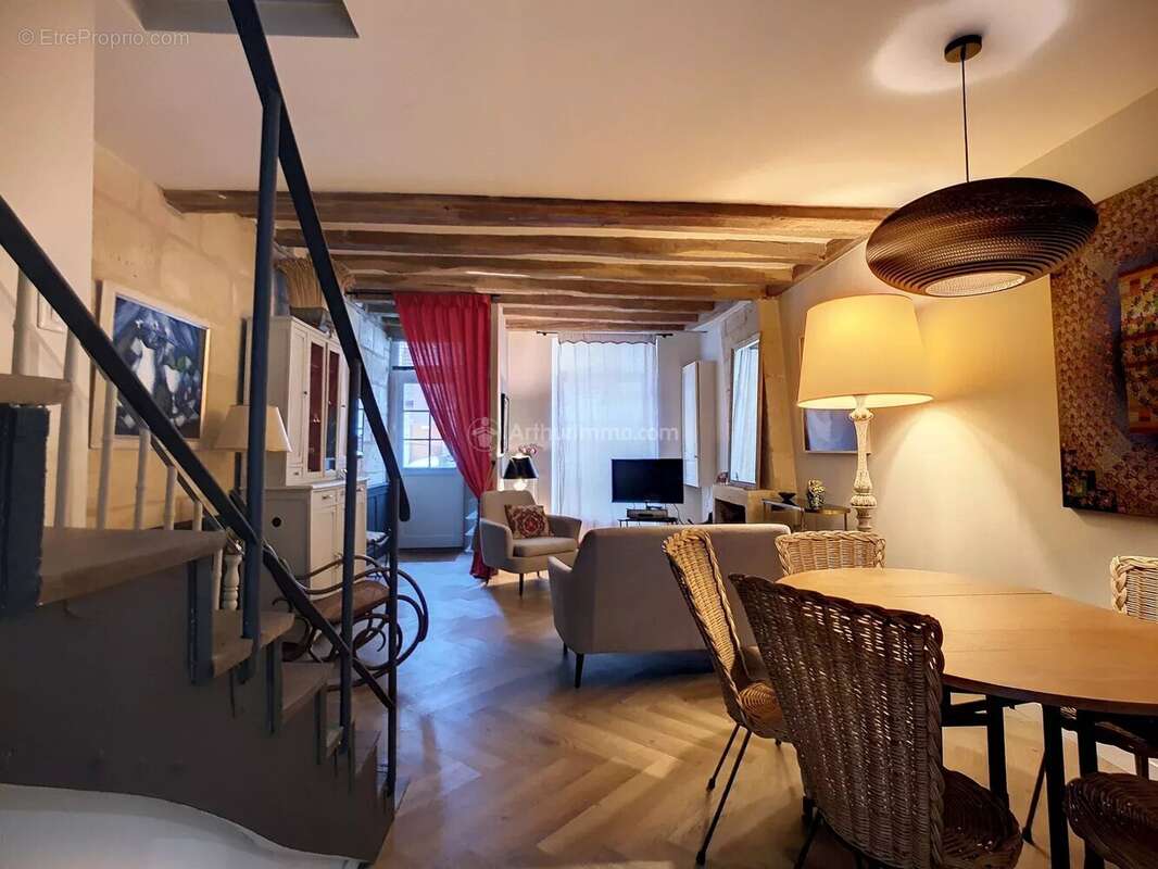 Maison à LA CHARTRE-SUR-LE-LOIR