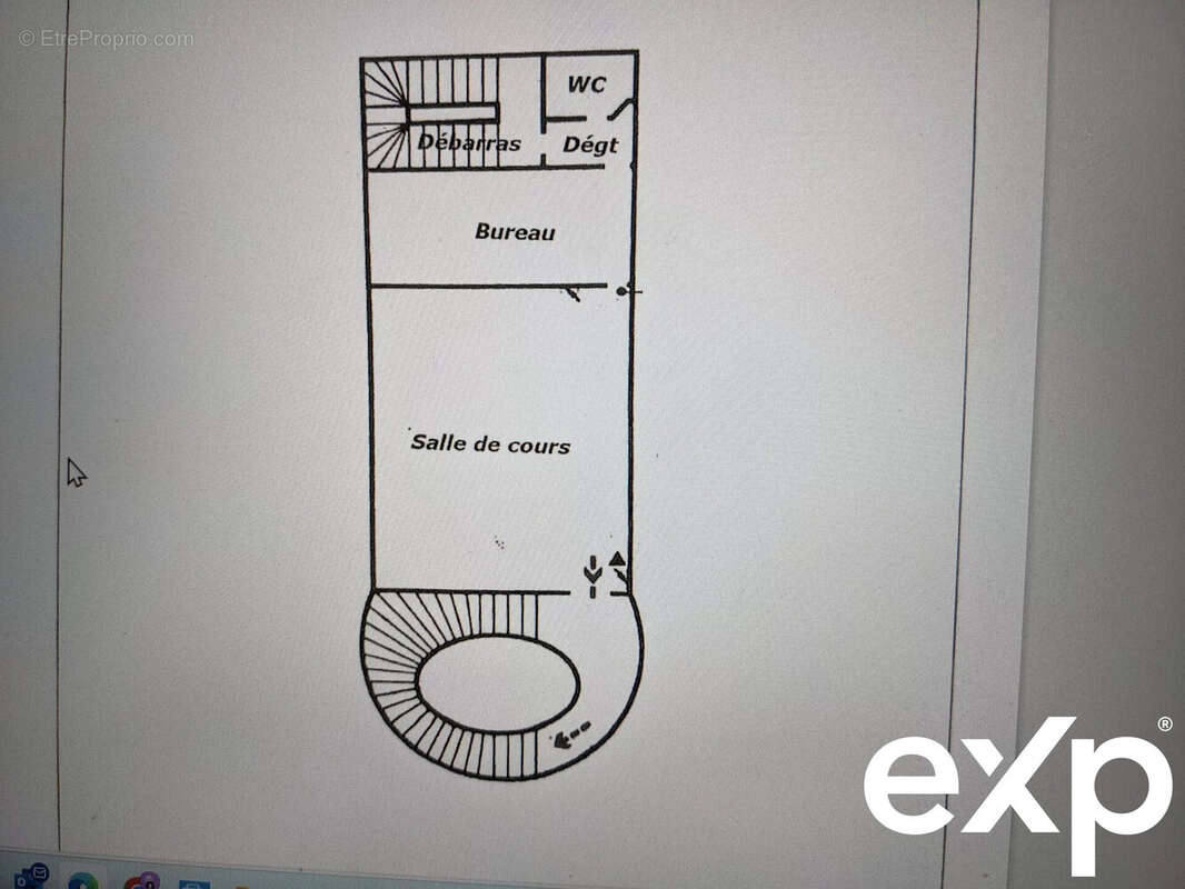 Commerce à PARIS-2E