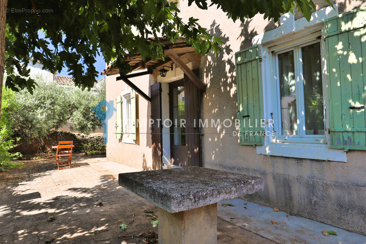 Maison à MAUBEC